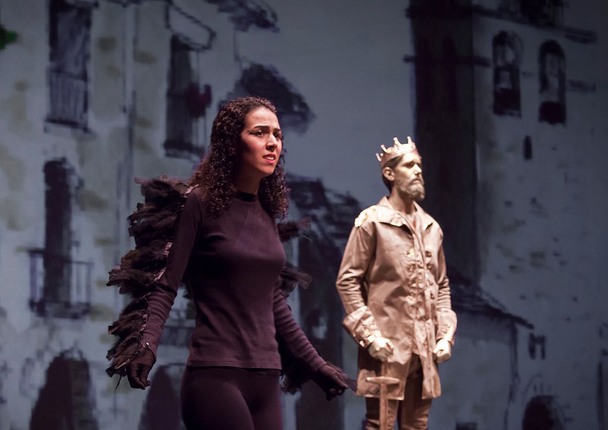 Obra de teatro Alas de verdad, corazón de plomo por H'orozco Teatro